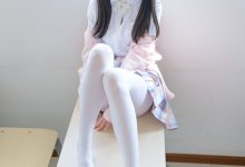 柴系小乖(稚乖画册) NO.009 — 夜夜 80D 白丝JK[63P+1V／821MB]-美图岛