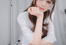 Coser小姐姐白银81  自撮り3(邻家御姐) [125P+1V/337MB]-美图岛