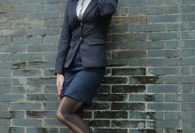 [IESS异思趣向] 2022.04.25 丝享家1070：小婕《红鞋职业装》[88P／116MB]-美图岛