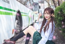 王羽衫 -JK大巴 [20P-26.7MB]-美图岛