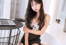 萌芽儿o0 – 小D睡衣 [12P-22.5M]-美图岛