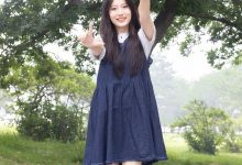 物恋传媒 No.2393 奶糖-帆布鞋、白棉袜、裸足 [160P1V-4.07GB]-美图岛